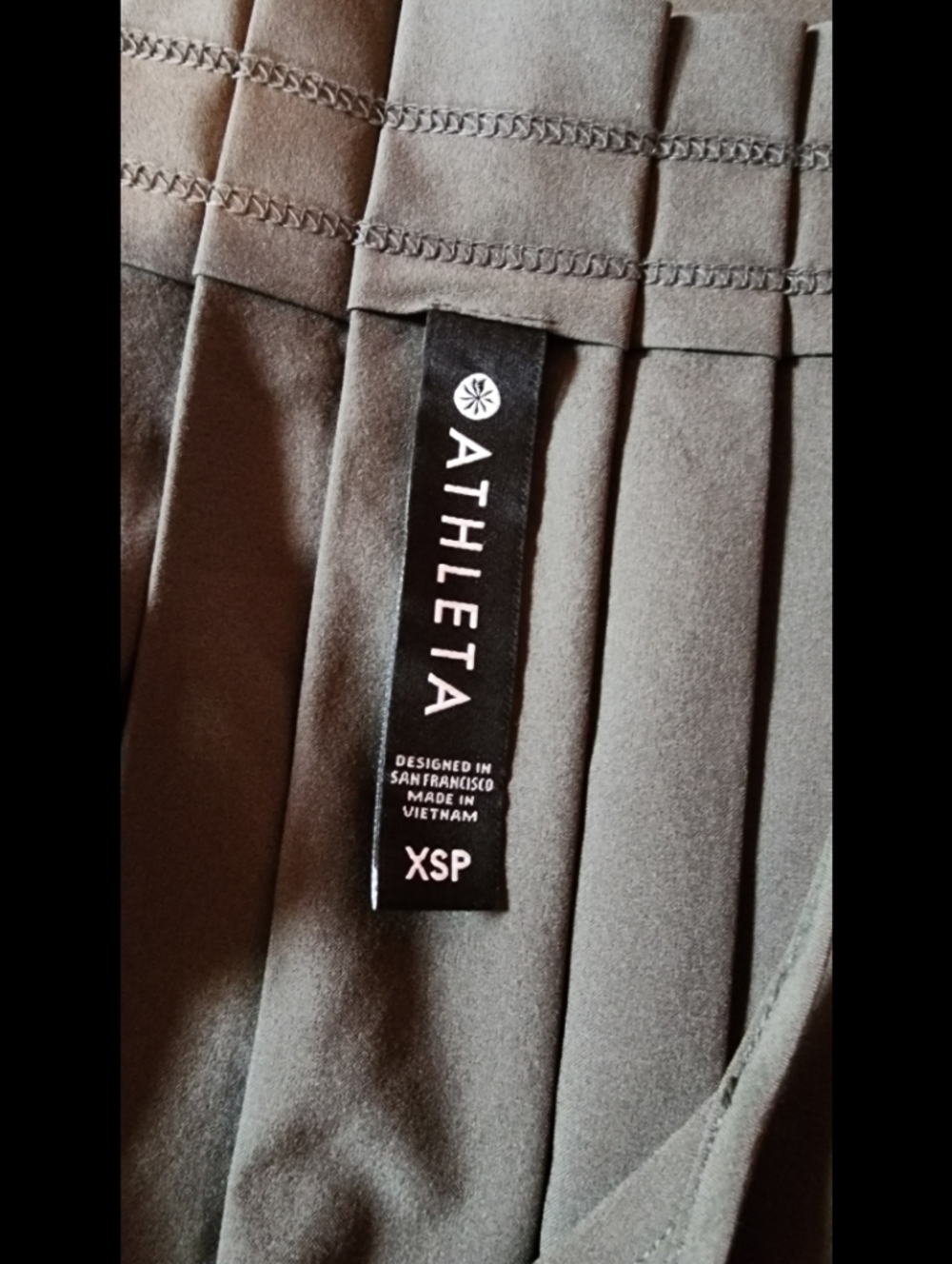 Athleta Pleated Sleeveless Maxi Dress - Picture 10 of 10